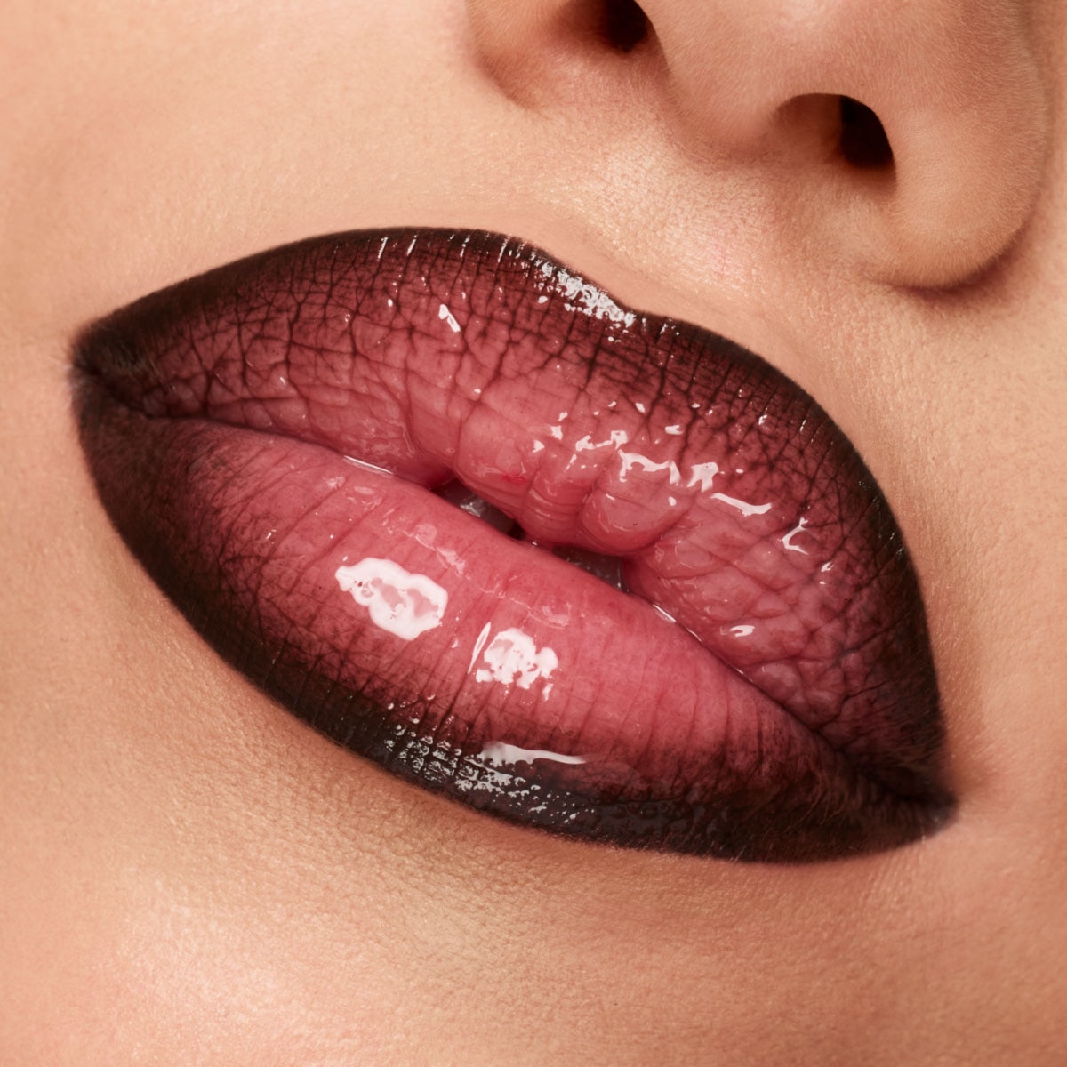 TRACE'D OUT PENCIL LIP LINER (DELINEADOR PARA LABIOS)